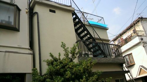 堺市北区 塗装工事着工です。
